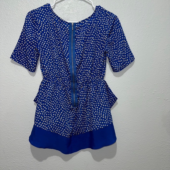 Women's BCBGeneration Blue Yellow Polka Dot Peplum Blouse XS Pockets Zip Up - Picture 2 of 13